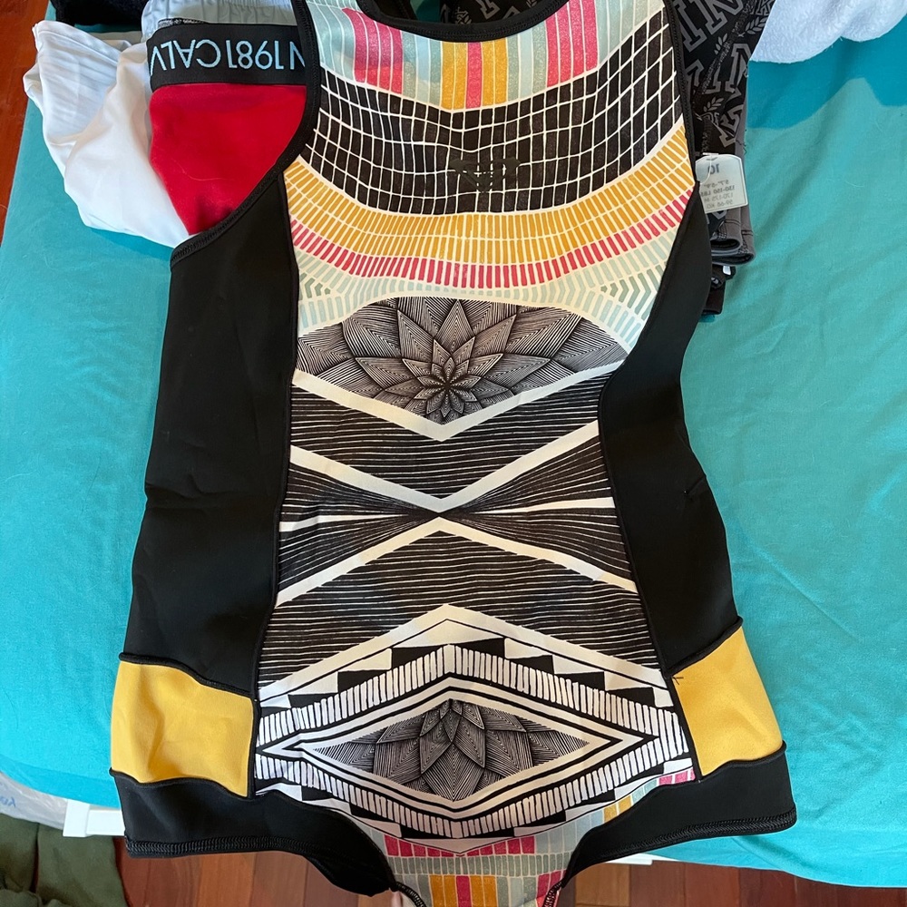 Roxy swim/surf suite